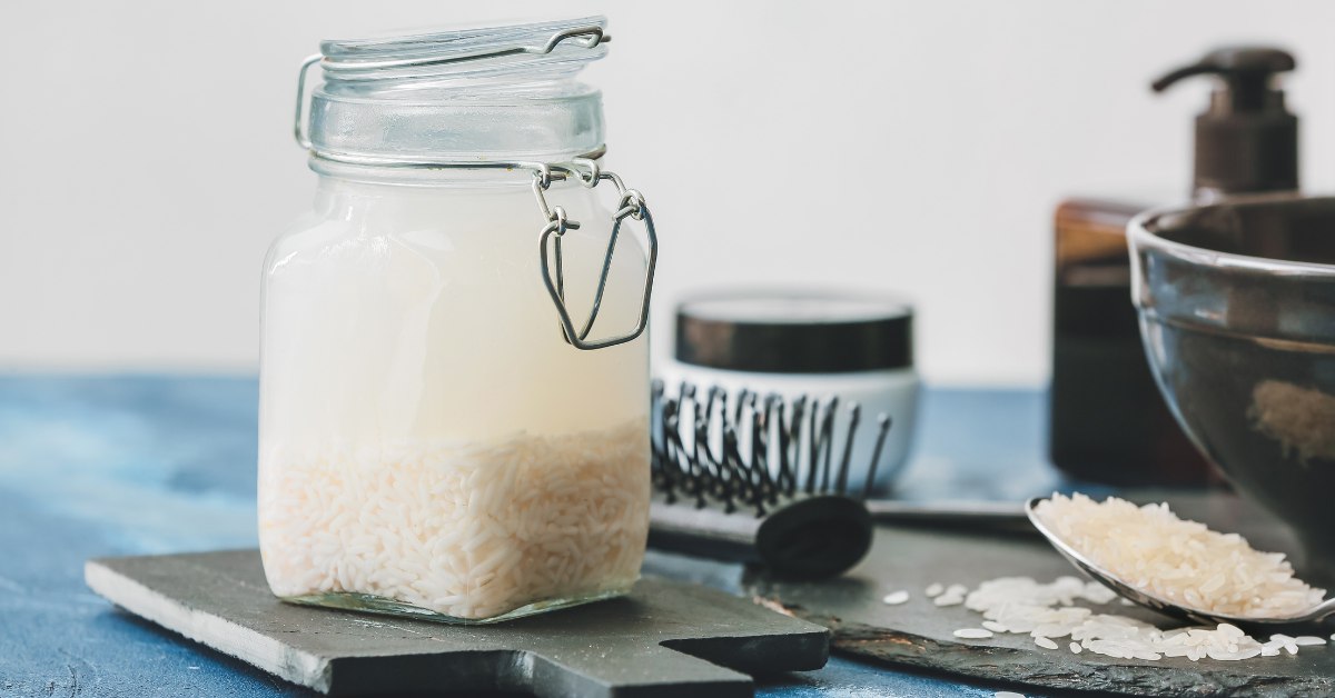 Eau de riz fermenté pour la beauté des cheveux