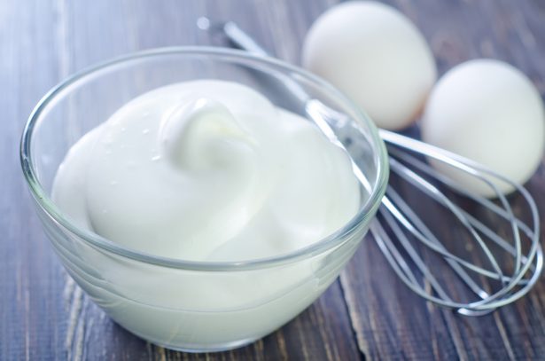 nettoyer avec des oeufs