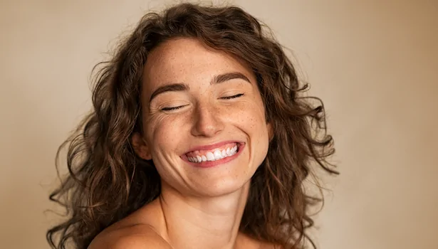 Huile d’argan cosmétique utilisée pour nourrir la peau